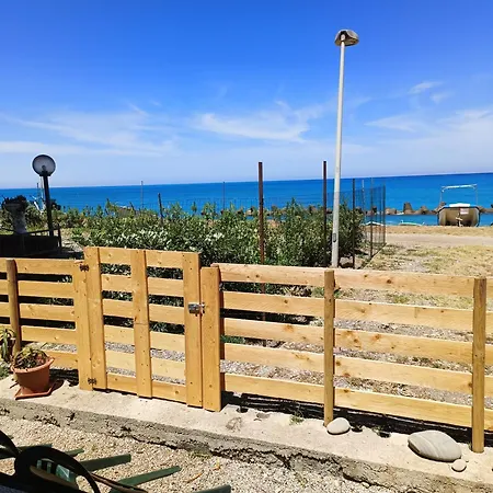 Apartment La Casa Sul Mare Capo d'Orlando
